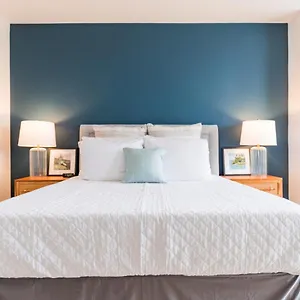 Aparthotel Ilikai Marina Vacations